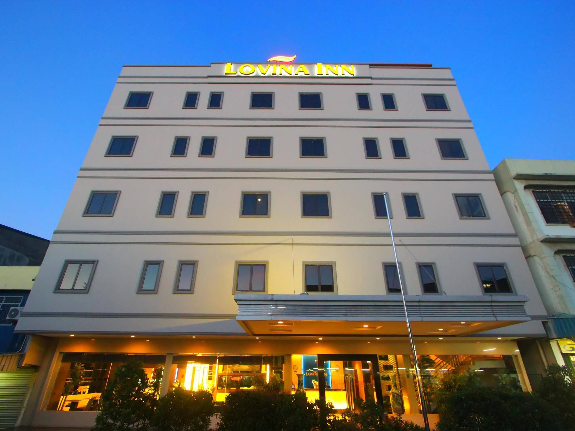 Lovina Inn - Nagoya Batam Экстерьер фото
